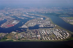 Dry bulk stable as Antwerp-Bruges grows in first half of 2024